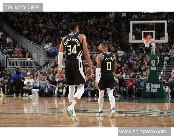 骑士豪取14连胜米切尔贡献15分字母哥独砍30分难救雄鹿 骑士豪取14连胜米切尔贡献15分字母哥独砍30分难救雄鹿